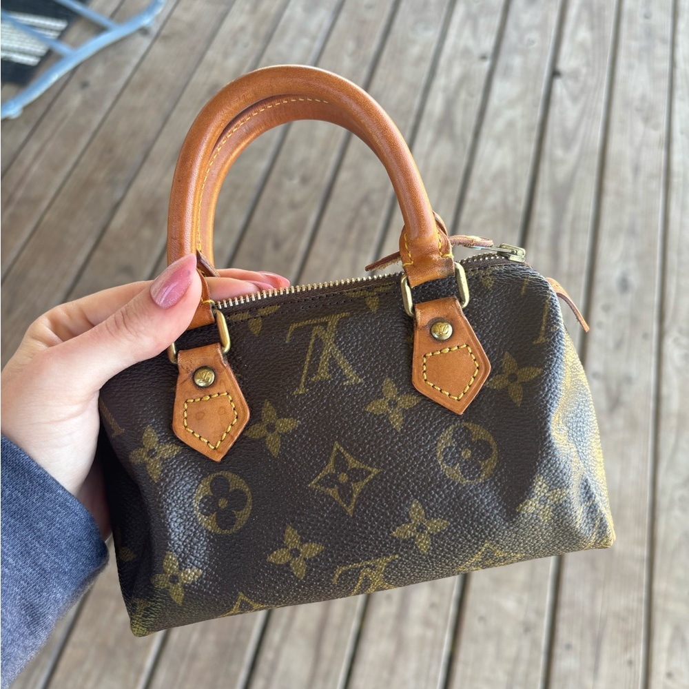 Vintage Louis Vuitton nano speedy